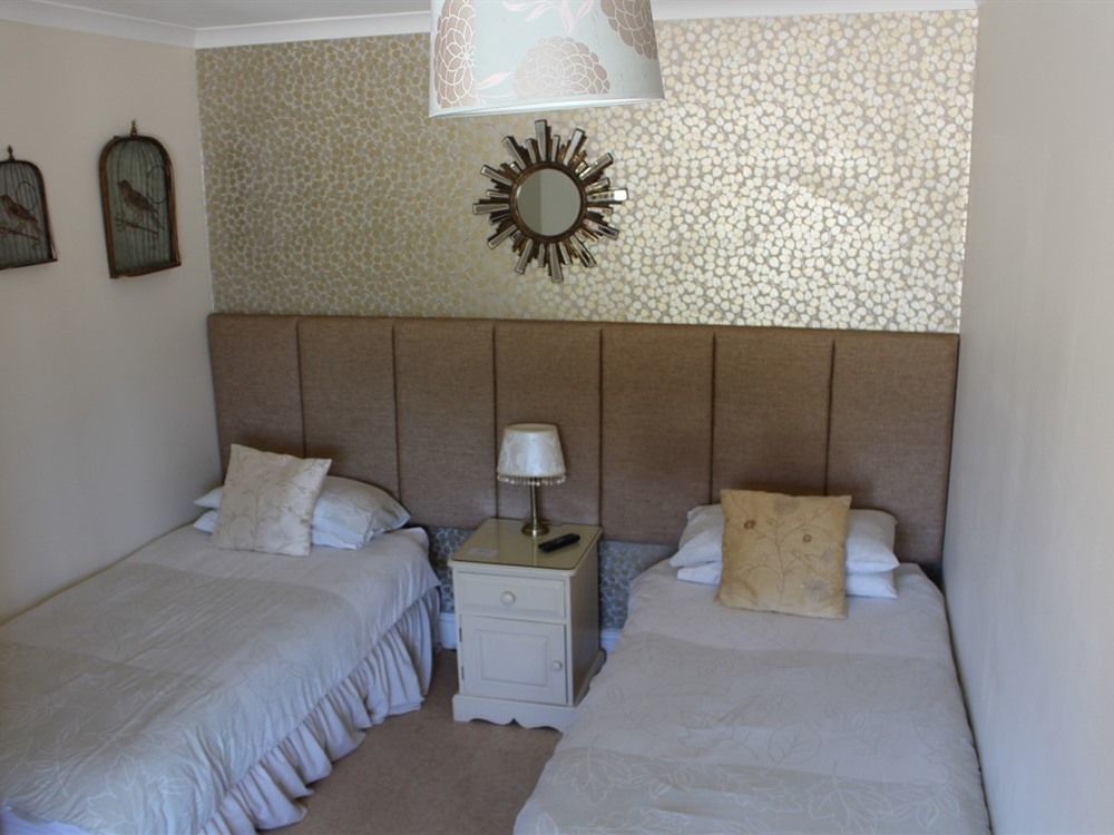 Laurels Guesthouse Witney Dış mekan fotoğraf