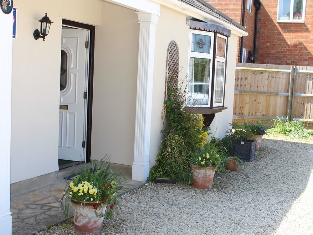Laurels Guesthouse Witney Dış mekan fotoğraf